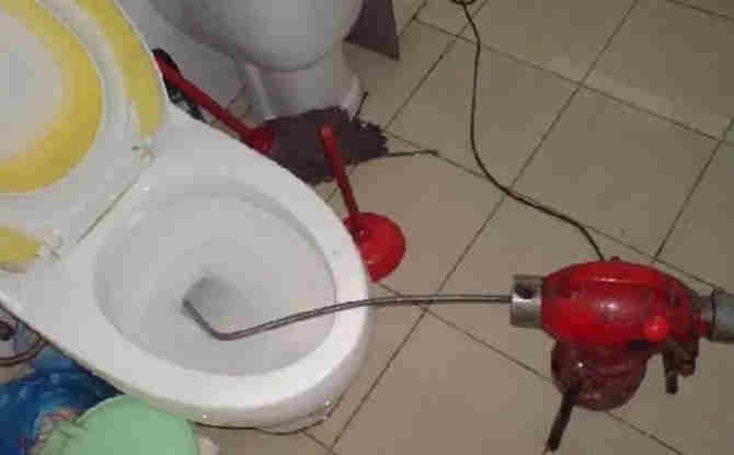 堆龙德庆马桶通下水